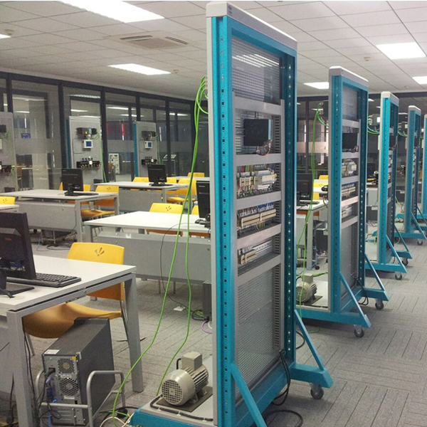 电工实训台一般组成有哪些部件(图1) 电工实训台一般组成有哪些部件(图1)