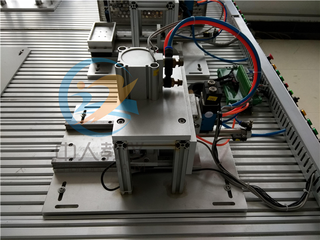 工业机器人与智能视觉系统应用实训装置,机器人实训台,加工单元